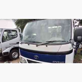 Toyota Ydyna 300