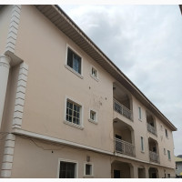 3bdrm Apartment in Canal West, Osapa london for rent