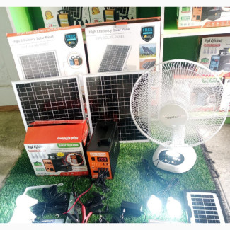 150w AC and DC Solar Generator - Brand New