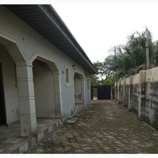 6bdrm Bungalow in Ogufayo Estate, Awoyaya for Sale