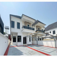Furnished 5bdrm Duplex in Osapa London Lekki for sale