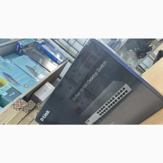 D-Link 24 Ports Network Switch (DES-1024D )