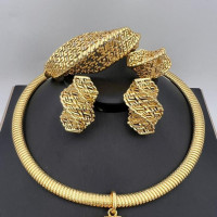 Dubai Gold African Pearl Jewelry Set With Italian Flair