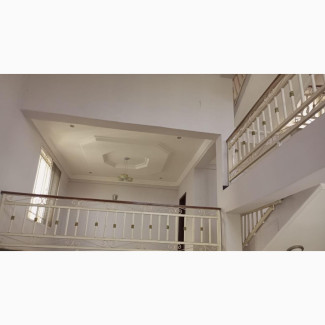 5bdrm Duplex in Estate Dakwo for sale