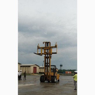 10T Caterpillar Forklift with Diesel V8 Engine