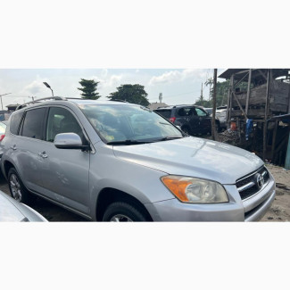 Toyota RAV4 Limited 2011 Silver