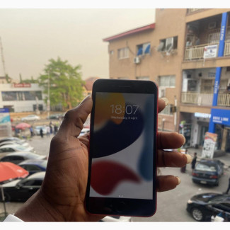 Apple iPhone 7 Plus 32 GB Red