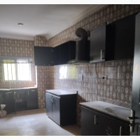 Furnished 1bdrm Block of Flats in Paradise 2, Chevron for rent