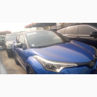Toyota C-HR XLE FWD 2020 Blue