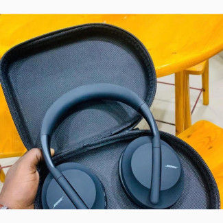 Bose 700 Professional Headphone