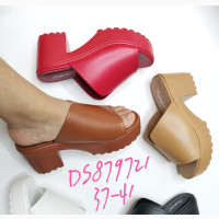 Louis Vuitton Ladies Heel Slippers