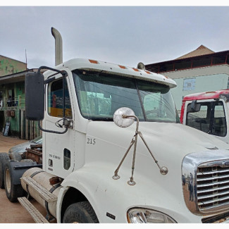 Ten Tyres Trailer Head Mercedes Benz Truck