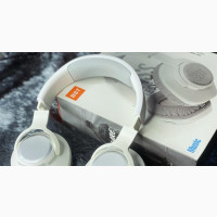 JBL 500Bt Wireless Bluetooth Headphones - High-Quality Sound