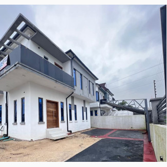 5 Bedroom Detached Duplex in Thomas Estate, Ajah, Lagos