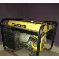 Yamaha Medium Size Generator - Used
