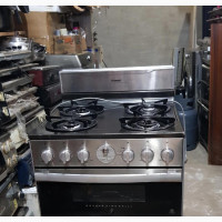 Rinnai Standing Gas Cooker - Used