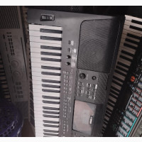 Yamaha PSR E463 Piano - Brand New Electronic Keyboard