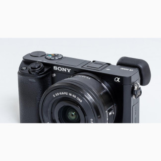 Sony A6400 Camera With a 10mm Fisheye Lens and 16-50mm Lens