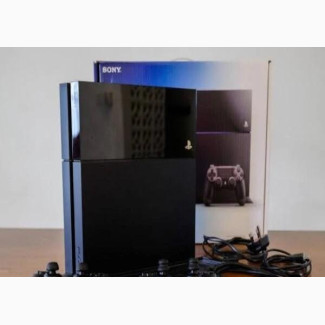 Uk Used Sony PS4-500GB with 14 Latest GameController