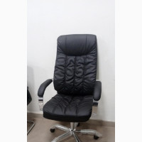 Pentagon Executive Chair