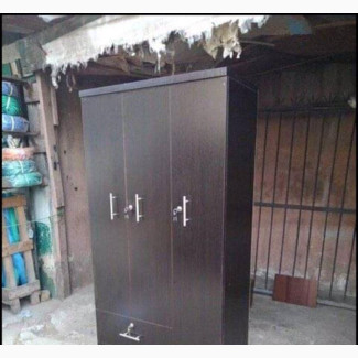 Wardrobe 3 By 6 Fit With Two Drawers And Three Door