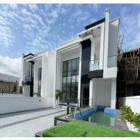 5bdrm Duplex in Lekki Phase 2 for sale