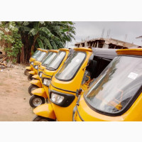 TVS Apache 160 4V 2023 Yellow