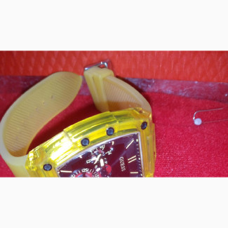 Guess Luxurious Wristwatch