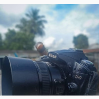 Nikon D90 With Great Resolution and It’S Still Very New