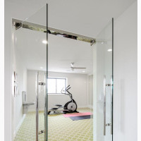 Swing Door Fabricate With 10mm Tempered Glass