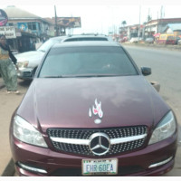 Mercedes-Benz C350 2010 Red