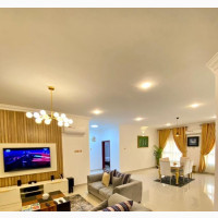 Tastefully Furnished 2/3 Bed Apartment