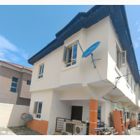 3bdrm Apartment in Miracle Avenue, Sangotedo for rent