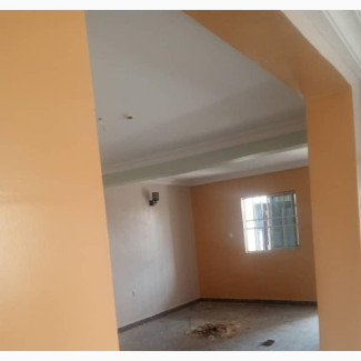 2bdrm Apartment in Ama Pepple Estate for Rent
