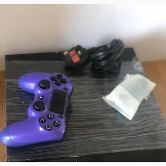 Ps4 Console Plus 6 Games an Accessories