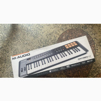 M Audio Oxygen 49 Piano