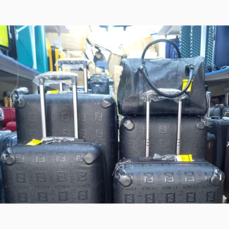 Set of 5 Travel Luggage. 4 Tyres. Vacation. Baecations