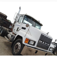 Mack CH Tractor Head