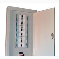 FC UK D8 Three Phase Distribution Board
