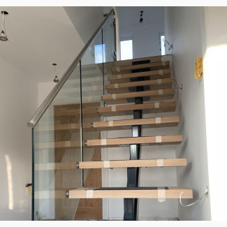 Modern Wooden Staircase With Side Fixed Glass