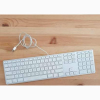 Wired Apple Keyboard