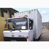 6 Tyres Nissan Truck For Sale