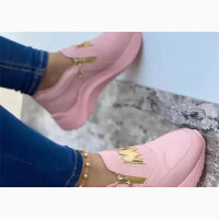 Simple And Classy Sneaker