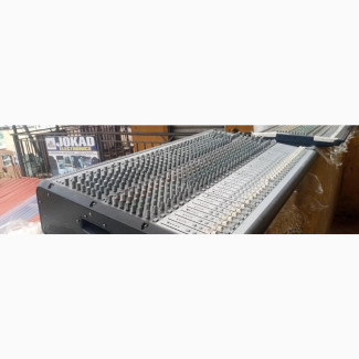 Mackie Onyx 32.4 Mixer - Premium Mic Pres - 32 Channels