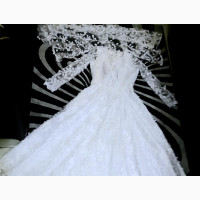 Beautiful White Wedding Gown, Also for Any Occassions