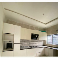 4bdrm Duplex in Victoria Crest Home, Chevron for rent