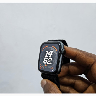 Apple Series 4