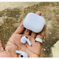 Apple AirPods 3 (3rd Generation) + APPLE CARE - UK Used
