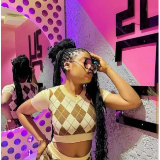 Dessie Wears Up and Down - Quality Fashion
