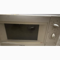 Samsung Microwave - 2 in 1 with grille settings - White - Used